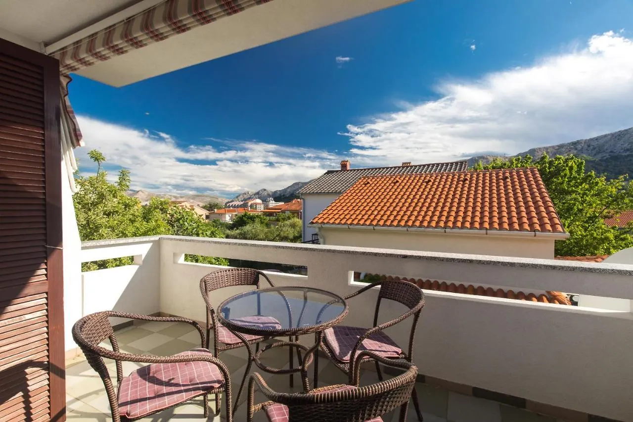 Apartment Valkovic Baška