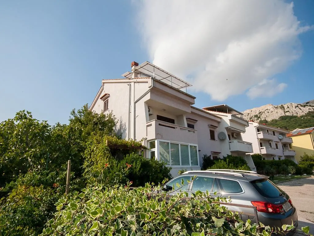 Apartment Valkovic Baška